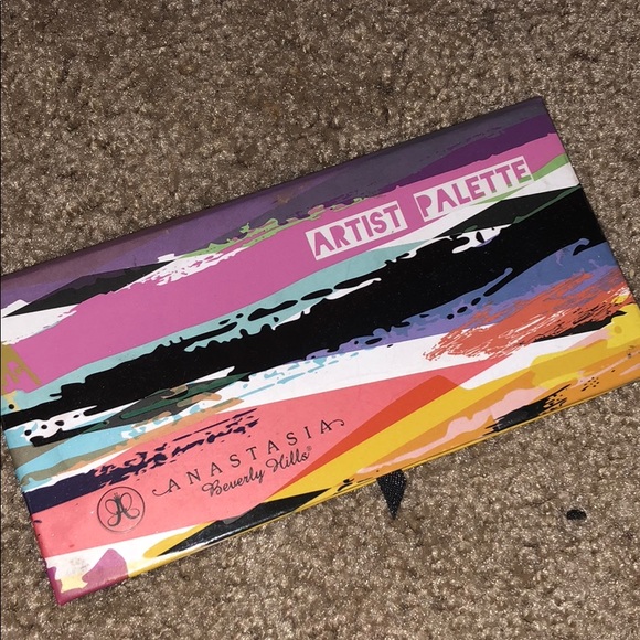 Anastasia Beverly Hills Other - ANASTASIA BEVERLY HILLS ARTIST PALETTE